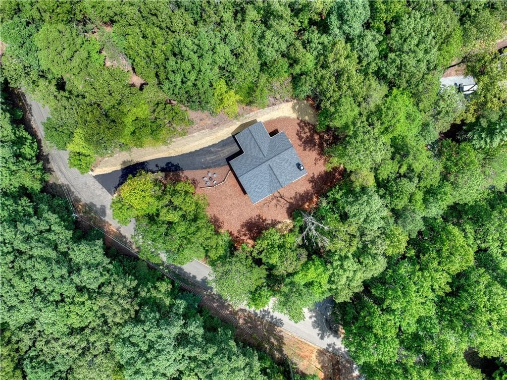 3 bedroom, 2 bathroom, 1,222 sq ft single family residence under contract at 274 Medina Court, Ellijay, GA 30540 — photo 7