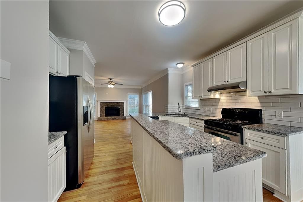 4 bedroom, 4 bathroom, 2,402 sq ft single family residence for rent at 1037 Ashfern Walk, Woodstock, GA 30189 for $2,575 a month — photo 5