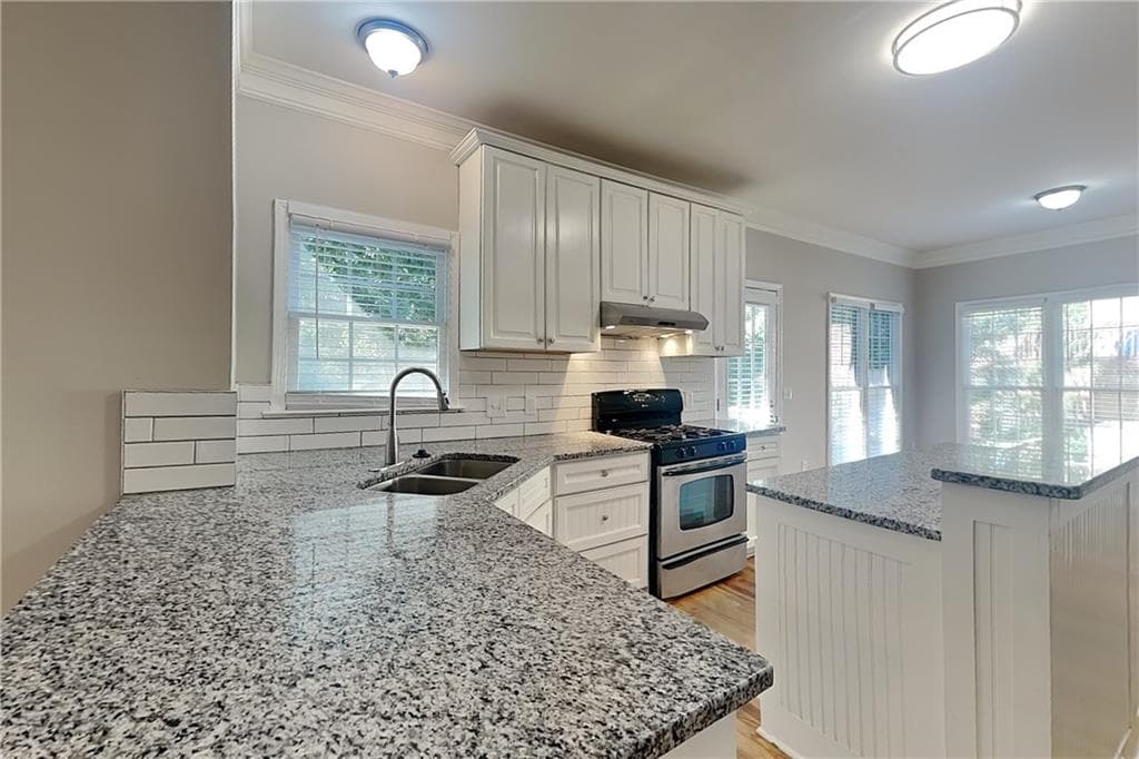 4 bedroom, 4 bathroom, 2,402 sq ft single family residence for rent at 1037 Ashfern Walk, Woodstock, GA 30189 for $2,575 a month — photo 6