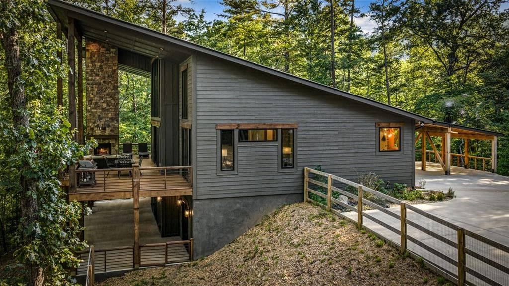 4 bedroom, 5 bathroom, 3,628 sq ft single family residence under contract at 2632 Big Creek Road, Cherry Log, GA 30522 — photo 10