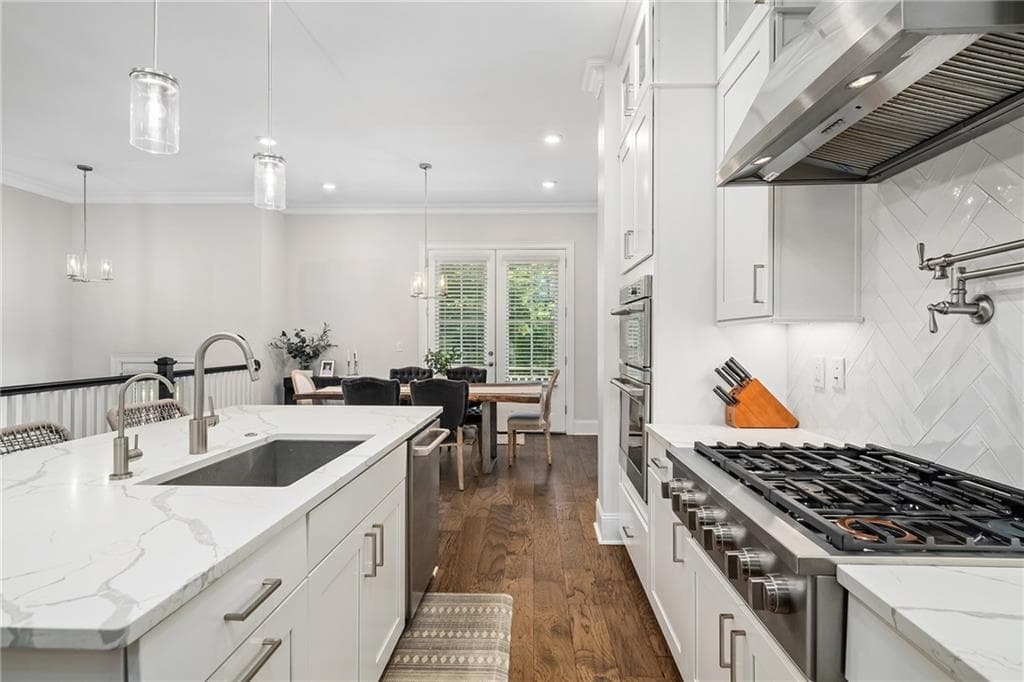 4 bedroom, 4 bathroom, 2,224 sq ft townhouse for sale at 896 Mayfield Road, Alpharetta, GA 30009 — photo 6