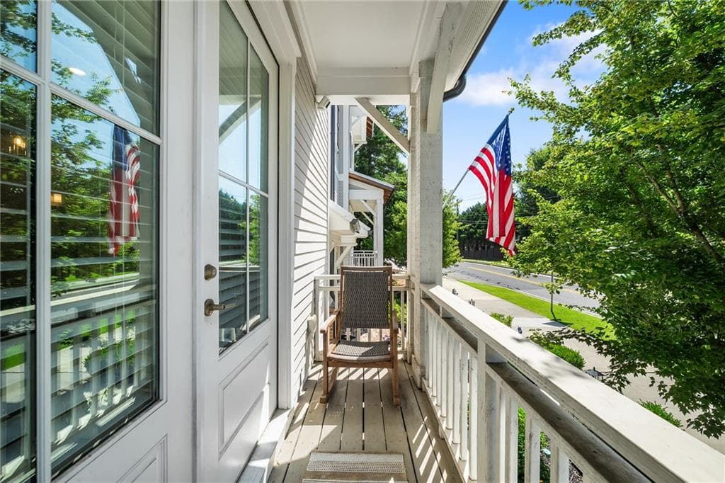 4 bedroom, 4 bathroom, 2,224 sq ft townhouse for sale at 896 Mayfield Road, Alpharetta, GA 30009 — photo 9