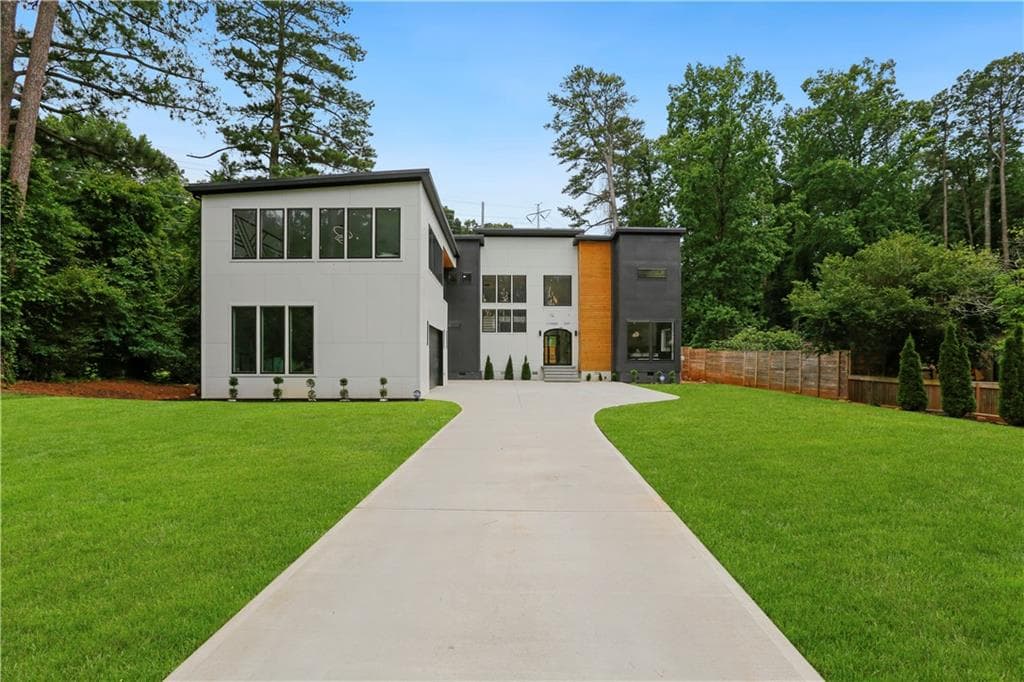 5 bedroom, 7 bathroom, 6,300 sq ft single family residence for sale at 1969 Clairmont Terrace, Brookhaven, GA 30345 — photo 2