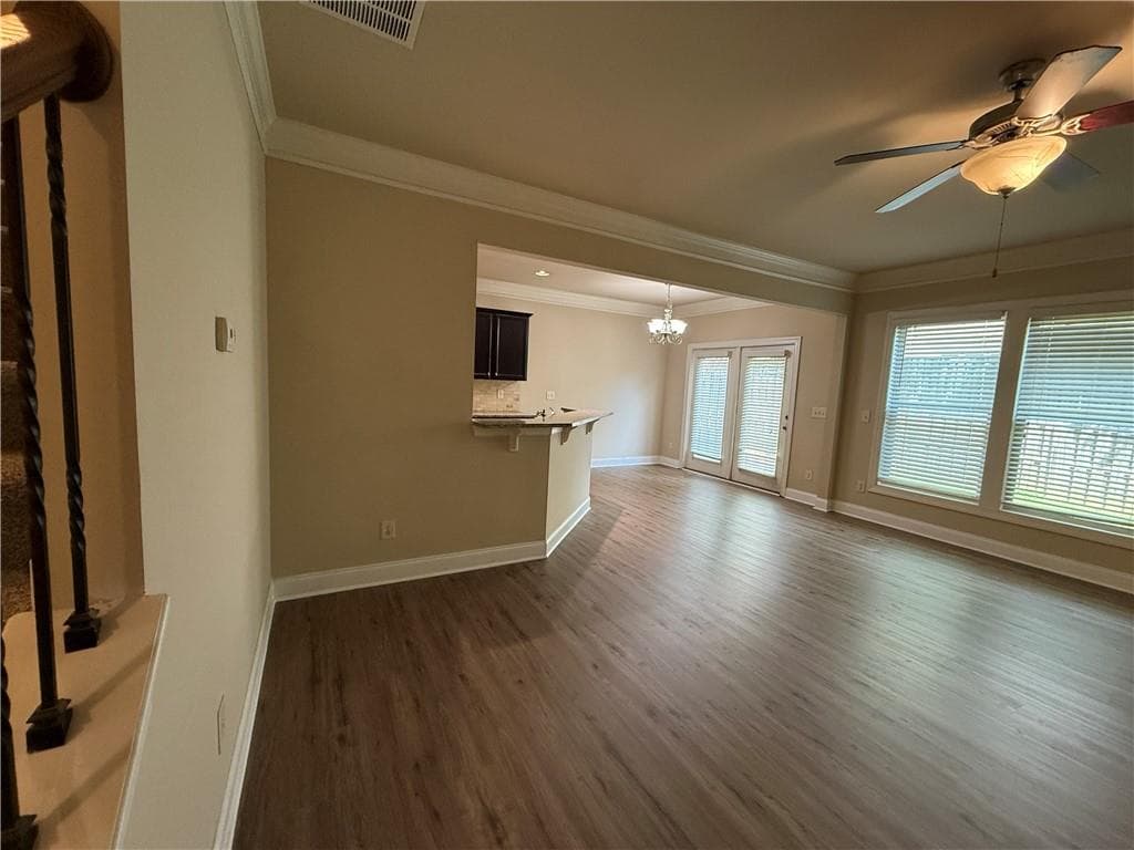 3 bedroom, 2 bathroom, 1,900 sq ft townhouse for rent at 1045 Township Circle, Alpharetta, GA 30004 for $2,350 a month — photo 6