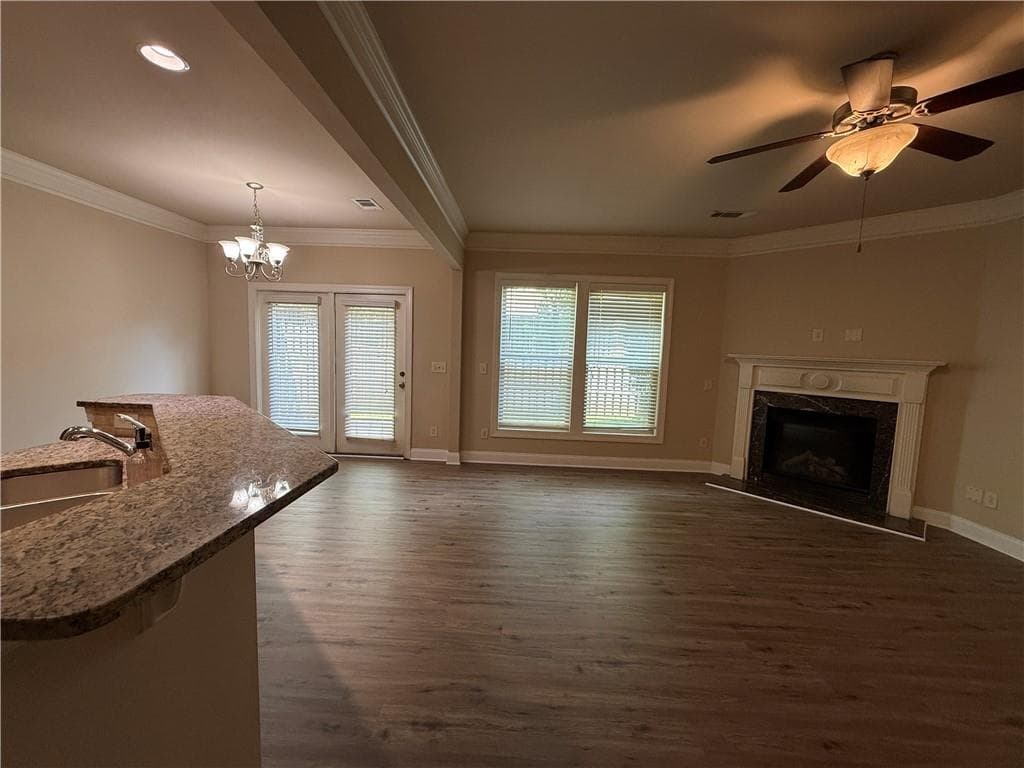 3 bedroom, 2 bathroom, 1,900 sq ft townhouse for rent at 1045 Township Circle, Alpharetta, GA 30004 for $2,350 a month — photo 7