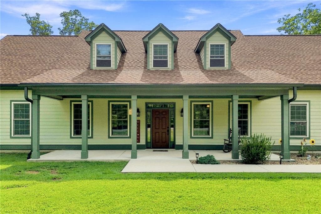 3 bedroom, 3 bathroom, 1,928 sq ft single family residence for sale at 145 Ridgeline Road, Talking Rock, GA 30175 — photo 4