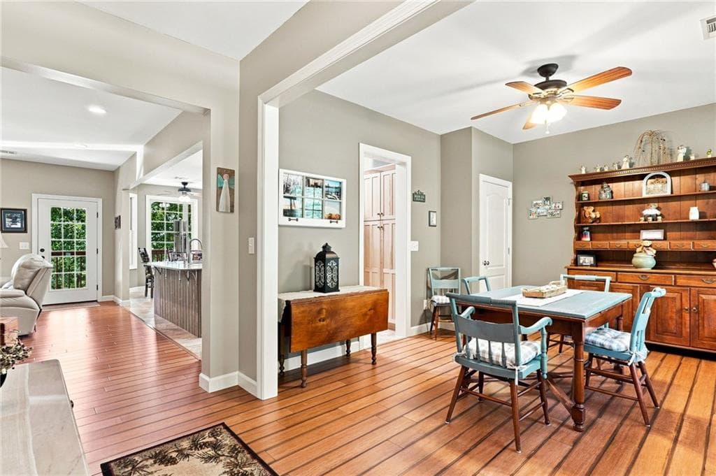 3 bedroom, 3 bathroom, 1,928 sq ft single family residence for sale at 145 Ridgeline Road, Talking Rock, GA 30175 — photo 8