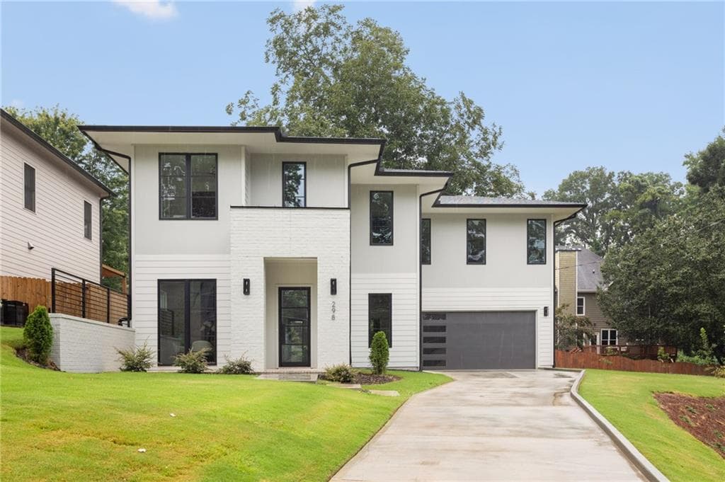 4 bedroom, 4 bathroom, 2,900 sq ft single family residence for sale at 298 Creighton Avenue, Scottdale, GA 30079