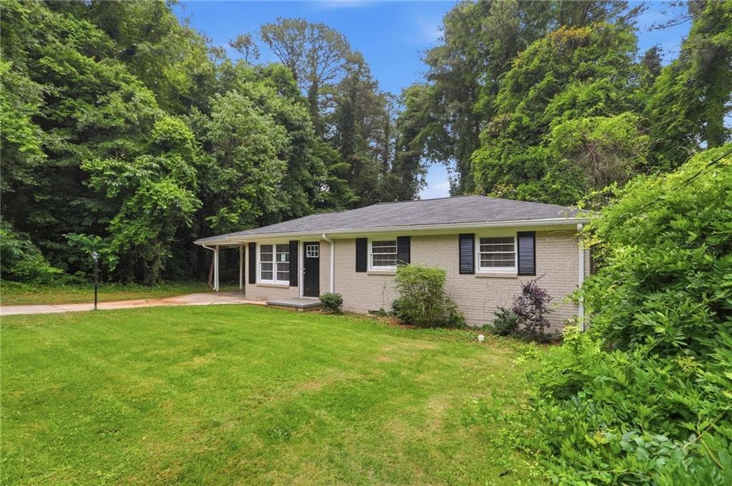 3 bedroom, 1 bathroom, 1,107 sq ft single family residence under contract at 1678 Lee Street, Decatur, GA 30035
