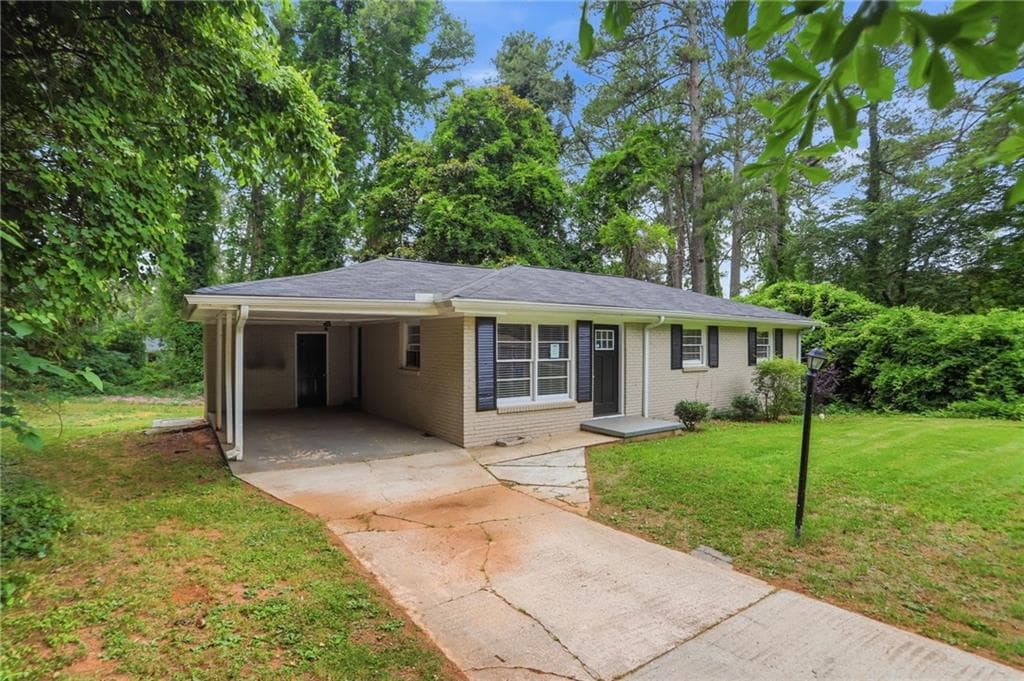 3 bedroom, 1 bathroom, 1,107 sq ft single family residence under contract at 1678 Lee Street, Decatur, GA 30035 — photo 3