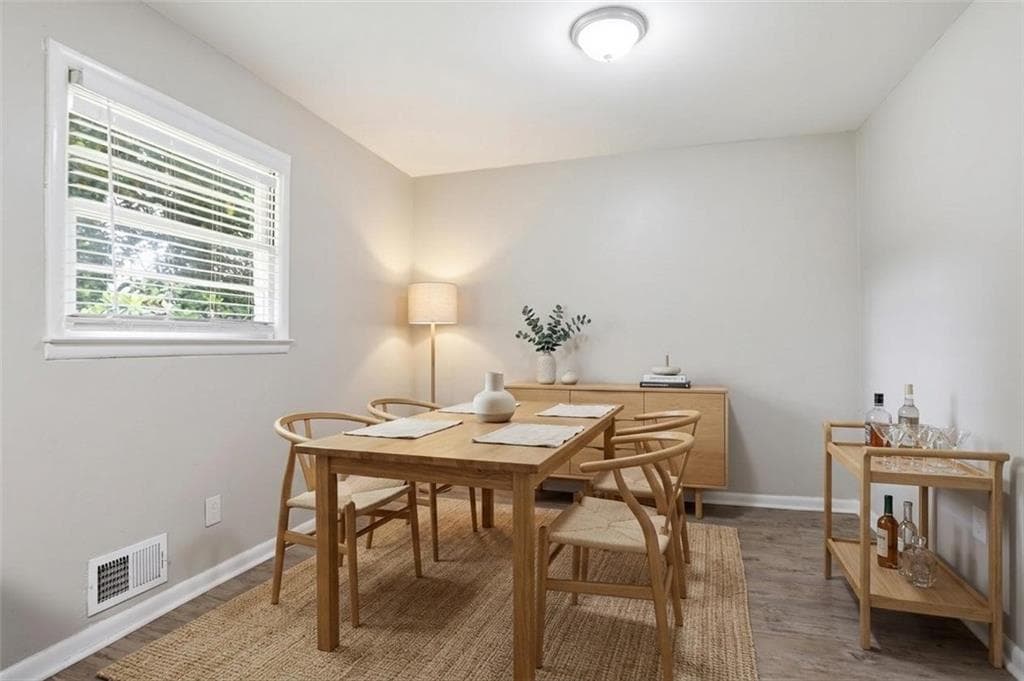 3 bedroom, 1 bathroom, 1,107 sq ft single family residence under contract at 1678 Lee Street, Decatur, GA 30035 — photo 5