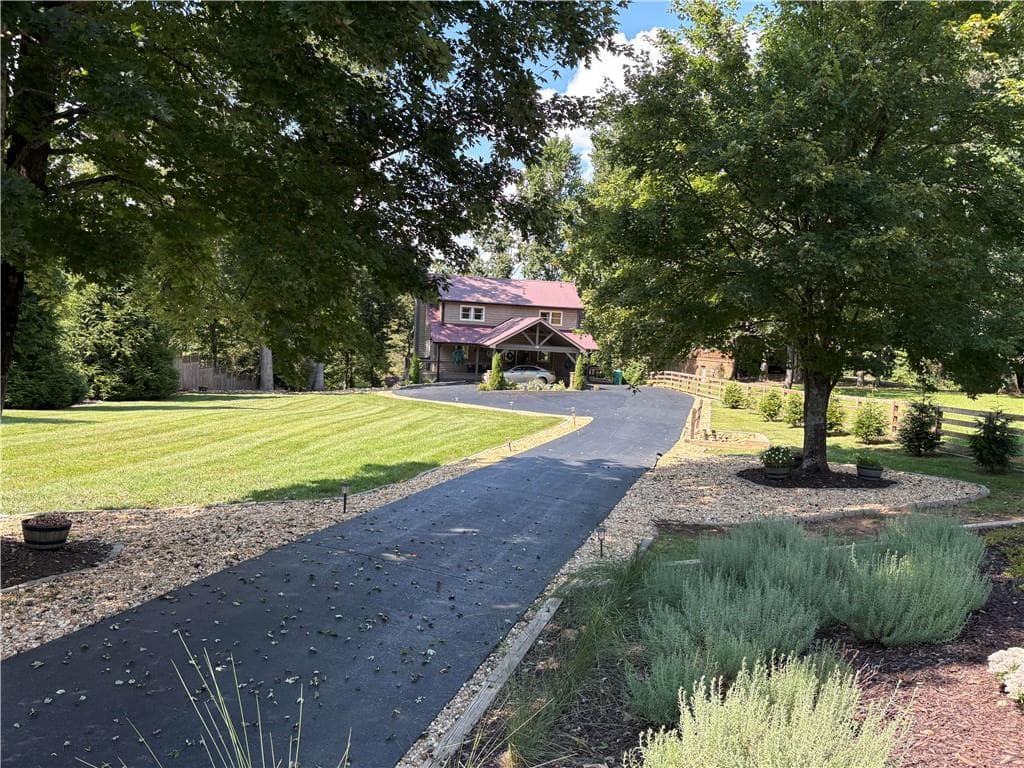 3 bedroom, 3 bathroom, 2,676 sq ft single family residence for sale at 67 Riverwood Place, Ellijay, GA 30536 — photo 6