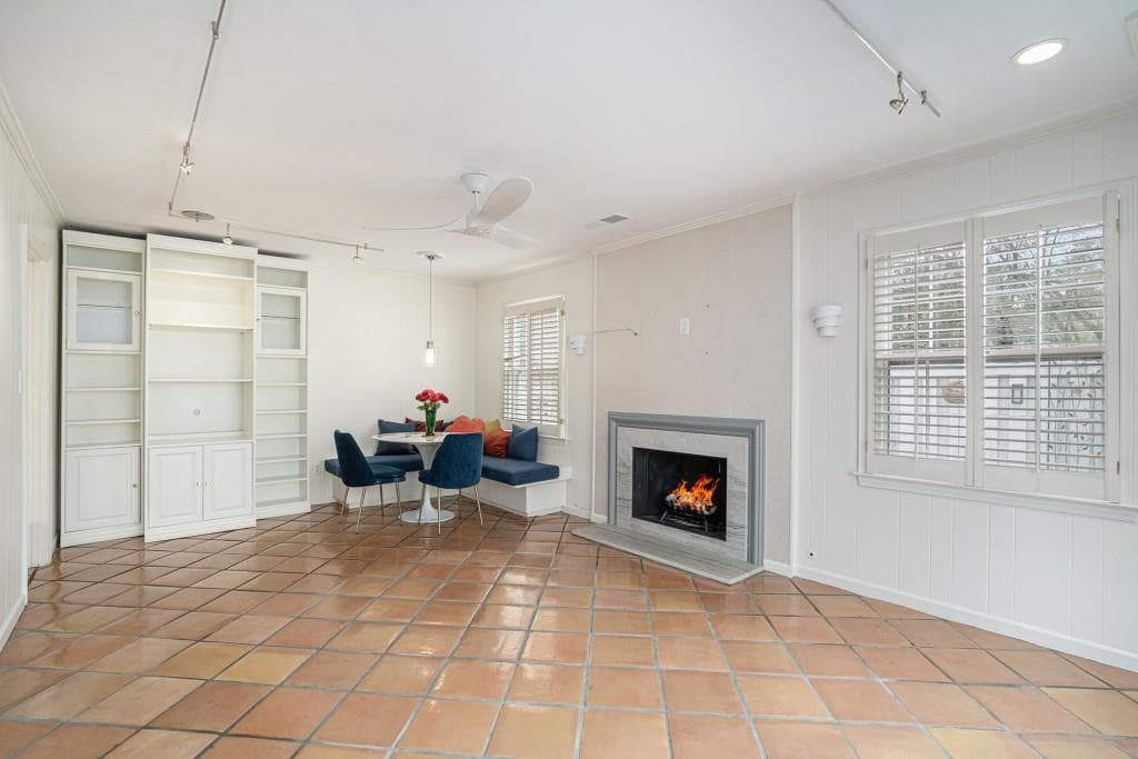 2 bedroom, 3 bathroom, 1,860 sq ft condominium for sale at 1434 Hampton Glen Court, Decatur, GA 30033 — photo 8