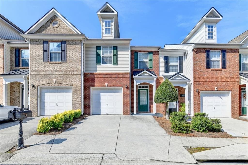 2 bedroom, 3 bathroom, 1,736 sq ft townhouse for sale at 2432 Birkhall Way, Lawrenceville, GA 30043 — photo 3