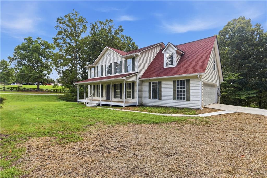 3 bedroom, 2 bathroom, 3,304 sq ft single family residence for sale at 1336 Fate Conn Road, Canton, GA 30114 — photo 3