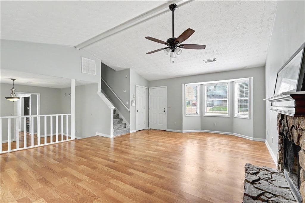 3 bedroom, 2 bathroom, 1,538 sq ft single family residence under contract at 407 Sheppard Xing Court, Stone Mountain, GA 30083 — photo 7