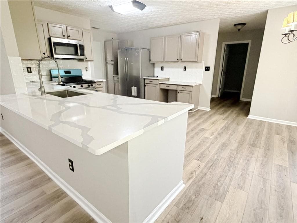 4 bedroom, 3 bathroom, 2,872 sq ft single family residence for rent at 3865 Crescent Walk Lane, Suwanee, GA 30024 for $2,850 a month — photo 7