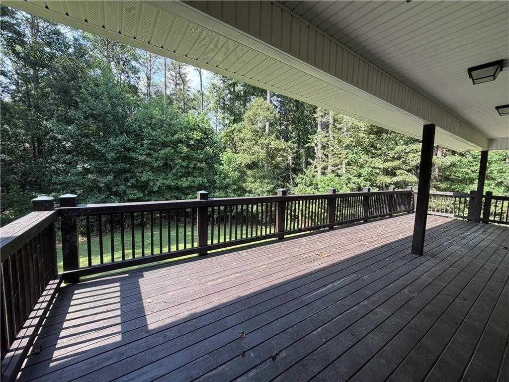 4 bedroom, 3 bathroom, 2,582 sq ft single family residence for sale at 7055 Bannister Road, Cumming, GA 30028 — photo 7