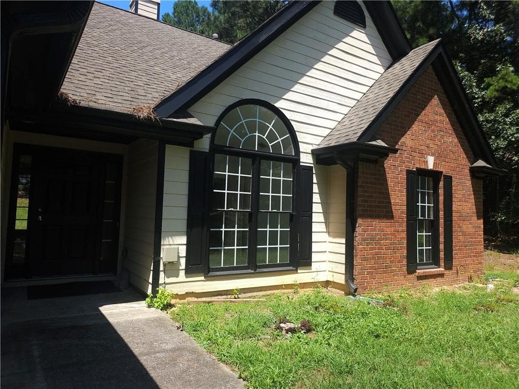 4 bedroom, 2 bathroom, 2,071 sq ft single family residence for sale at 3530 Hog Mountain Road, Dacula, GA 30019