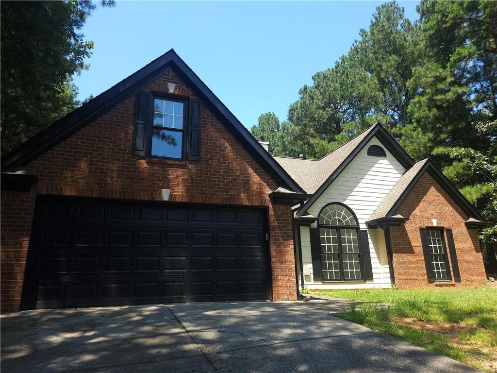 4 bedroom, 2 bathroom, 2,071 sq ft single family residence for sale at 3530 Hog Mountain Road, Dacula, GA 30019 — photo 2