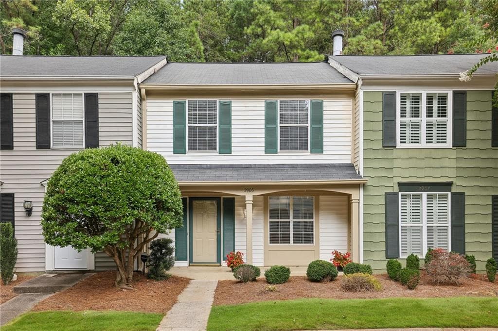 2 bedroom, 3 bathroom, 1,200 sq ft home for sale at 2906 Queen Anne Court, Sandy Springs, GA