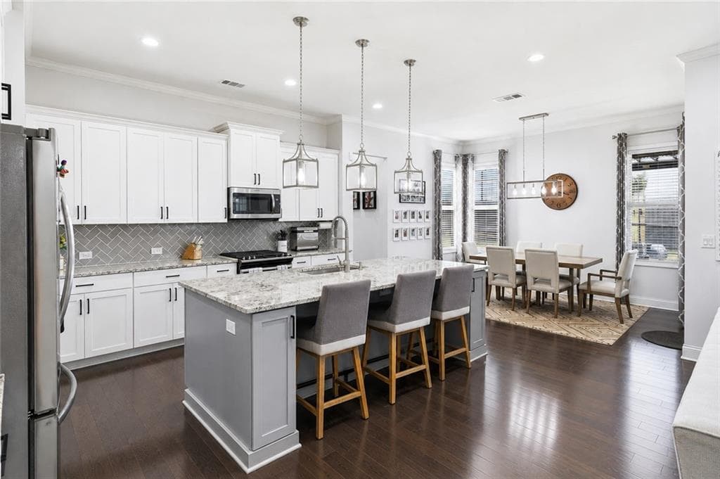 4 bedroom, 4 bathroom, 3,385 sq ft single family residence for sale at 2438 Colby Court, Snellville, GA 30078 — photo 3