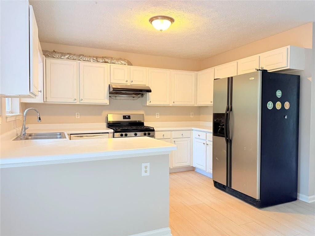 4 bedroom, 4 bathroom, 2,613 sq ft single family residence under contract at 3010 Ennfield Lane, Duluth, GA 30096 — photo 9
