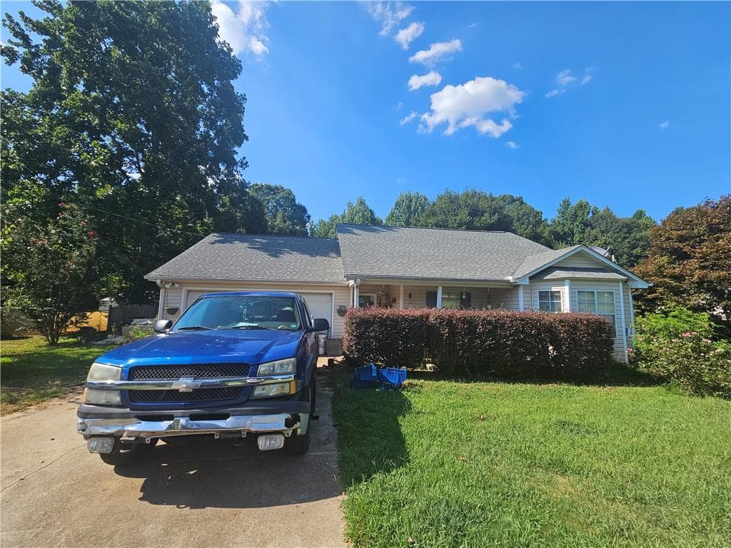 3 bedroom, 2 bathroom, 1,313 sq ft single family residence under contract at 85 Pleasant Hills Drive, Covington, GA 30016 — photo 2