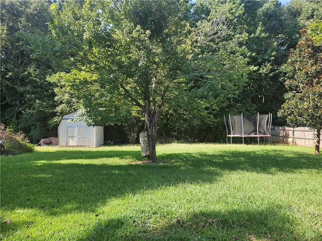 3 bedroom, 2 bathroom, 1,313 sq ft single family residence under contract at 85 Pleasant Hills Drive, Covington, GA 30016 — photo 5