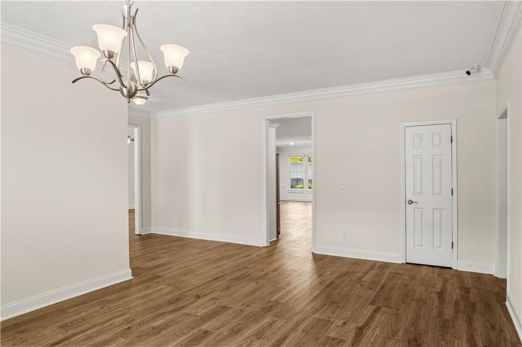 3 bedroom, 2 bathroom, 2,576 sq ft single family residence for sale at 709 Oak Moss Drive, Lawrenceville, GA 30043 — photo 4
