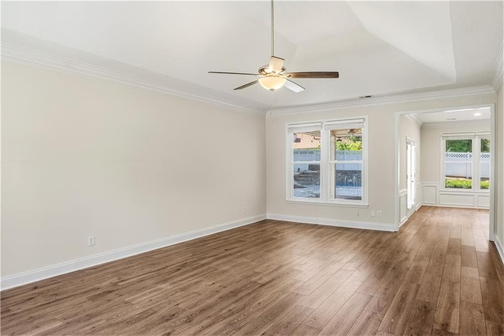3 bedroom, 2 bathroom, 2,576 sq ft single family residence for sale at 709 Oak Moss Drive, Lawrenceville, GA 30043 — photo 7
