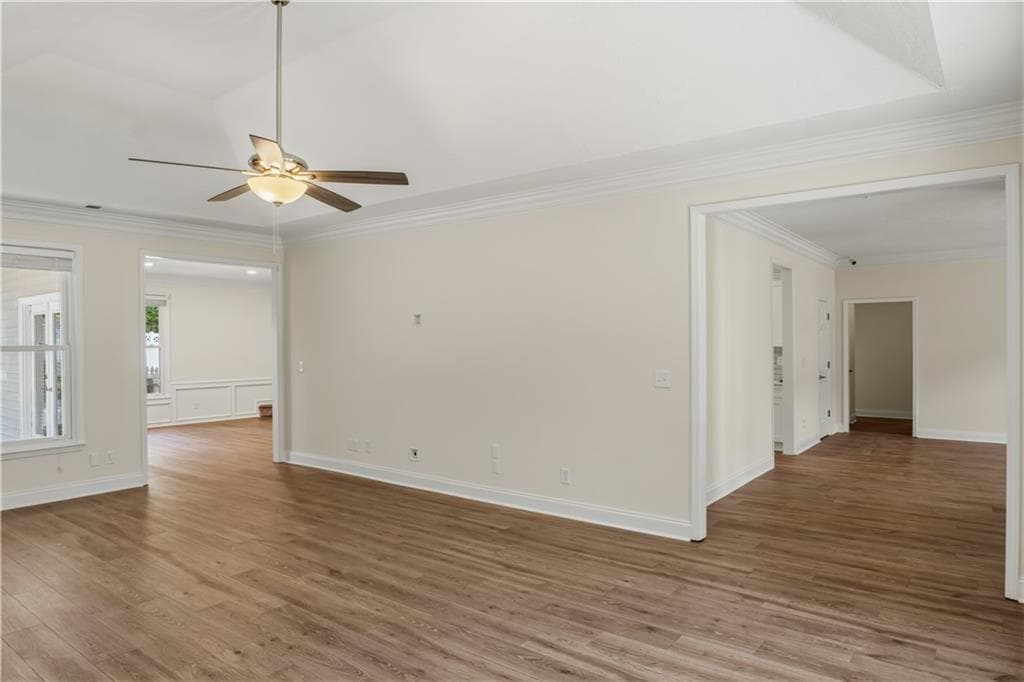 3 bedroom, 2 bathroom, 2,576 sq ft single family residence for sale at 709 Oak Moss Drive, Lawrenceville, GA 30043 — photo 8