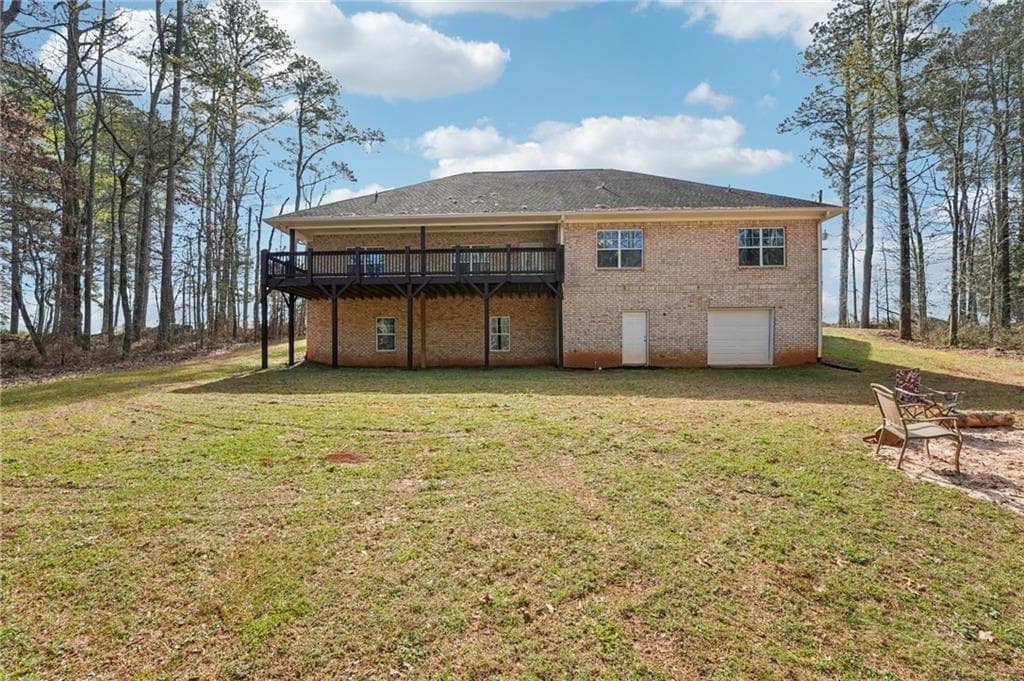 4 bedroom, 3 bathroom, 2,582 sq ft single family residence for sale at 7055 Bannister Road, Cumming, GA 30028 — photo 6