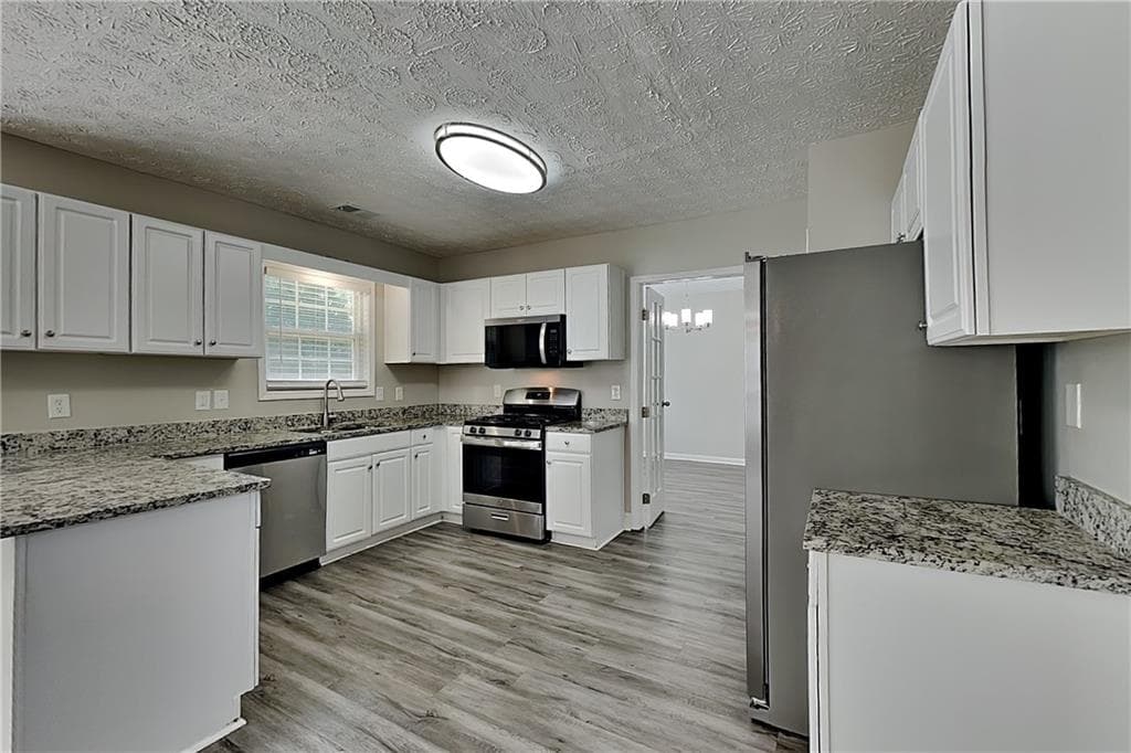 3 bedroom, 3 bathroom, 2,733 sq ft single family residence for rent at 105 Meadow Crest Court, Powder Springs, GA 30127 for $2,080 a month — photo 6