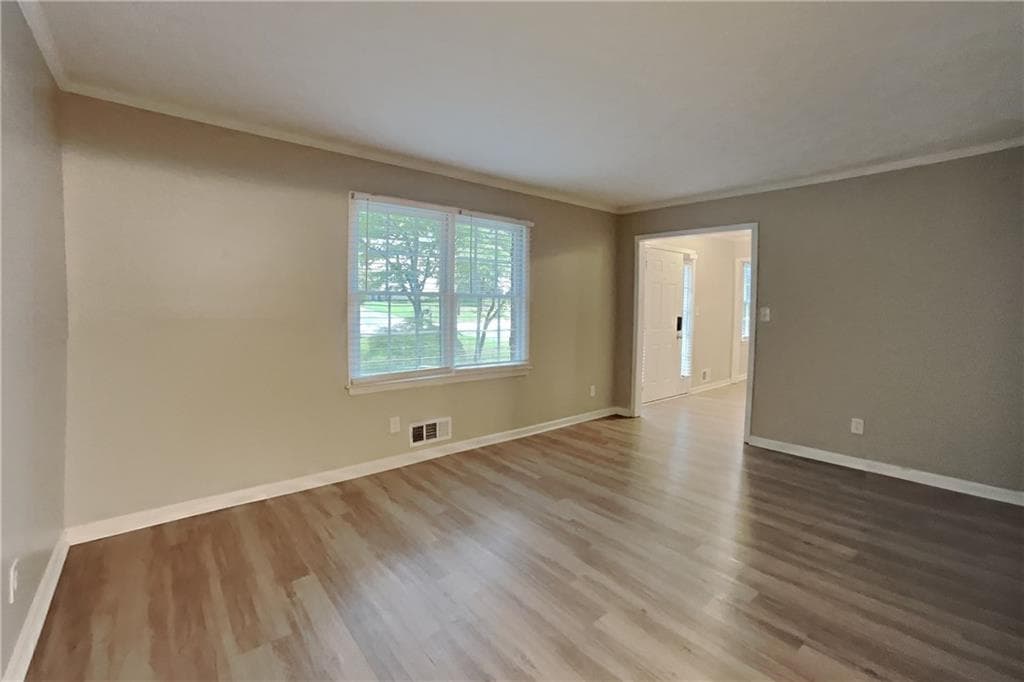 4 bedroom, 3 bathroom, 2,181 sq ft single family residence for rent at 3643 S Marlborough Drive, Tucker, GA 30084 for $2,340 a month — photo 3