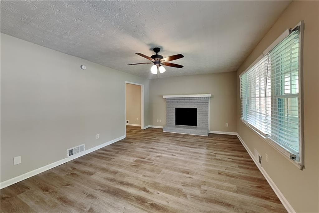 3 bedroom, 2 bathroom, 1,575 sq ft single family residence for rent at 5104 Dogwood Hills Drive, Sugar Hill, GA 30518 for $2,075 a month — photo 3