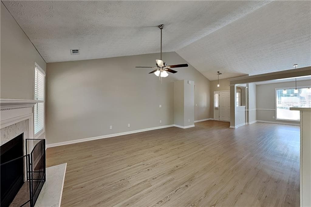 3 bedroom, 2 bathroom, 1,789 sq ft single family residence for rent at 2494 Insdale Trace, Acworth, GA 30101 for $2,195 a month — photo 2