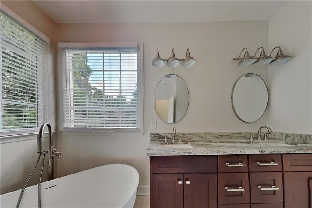 4 bedroom, 4 bathroom, 2,969 sq ft single family residence for rent at 1025 Russell Point, Suwanee, GA 30024 for $3,675 a month — photo 8