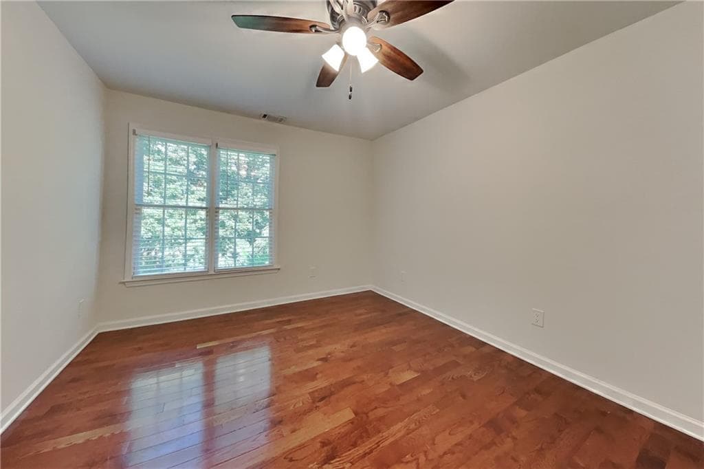 4 bedroom, 4 bathroom, 2,969 sq ft single family residence for rent at 1025 Russell Point, Suwanee, GA 30024 for $3,675 a month — photo 10