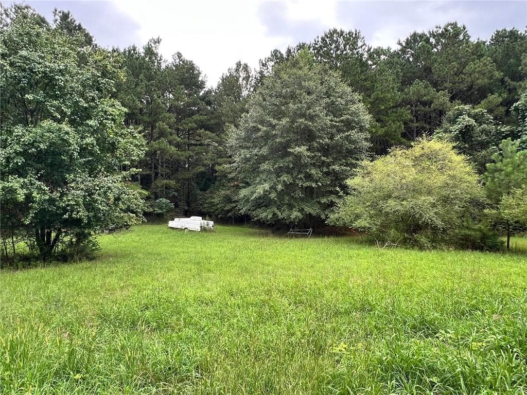 4 bedroom, 2 bathroom, 2,033 sq ft single family residence for sale at 1383 Sims Road, Winder, GA 30680 — photo 8