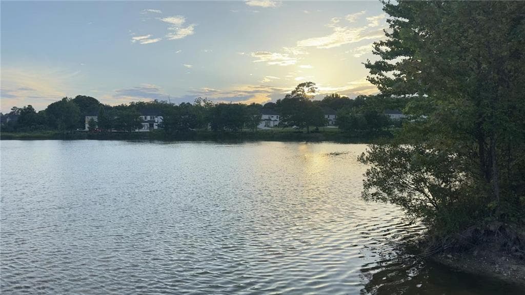 5 bedroom, 3 bathroom, 2,652 sq ft single family residence for rent at 2389 Brown Dove Way, Grayson, GA 30017 for $2,790 a month — photo 7