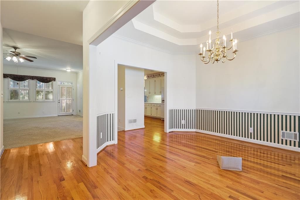 3 bedroom, 2 bathroom, 2,027 sq ft single family residence for sale at 4050 Somerset Ridge, Mcdonough, GA 30253 — photo 4