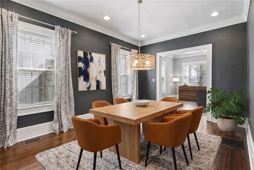 3 bedroom, 2 bathroom, 1,450 sq ft single family residence under contract at 547 Parkway Drive, Atlanta, GA 30308 — photo 4