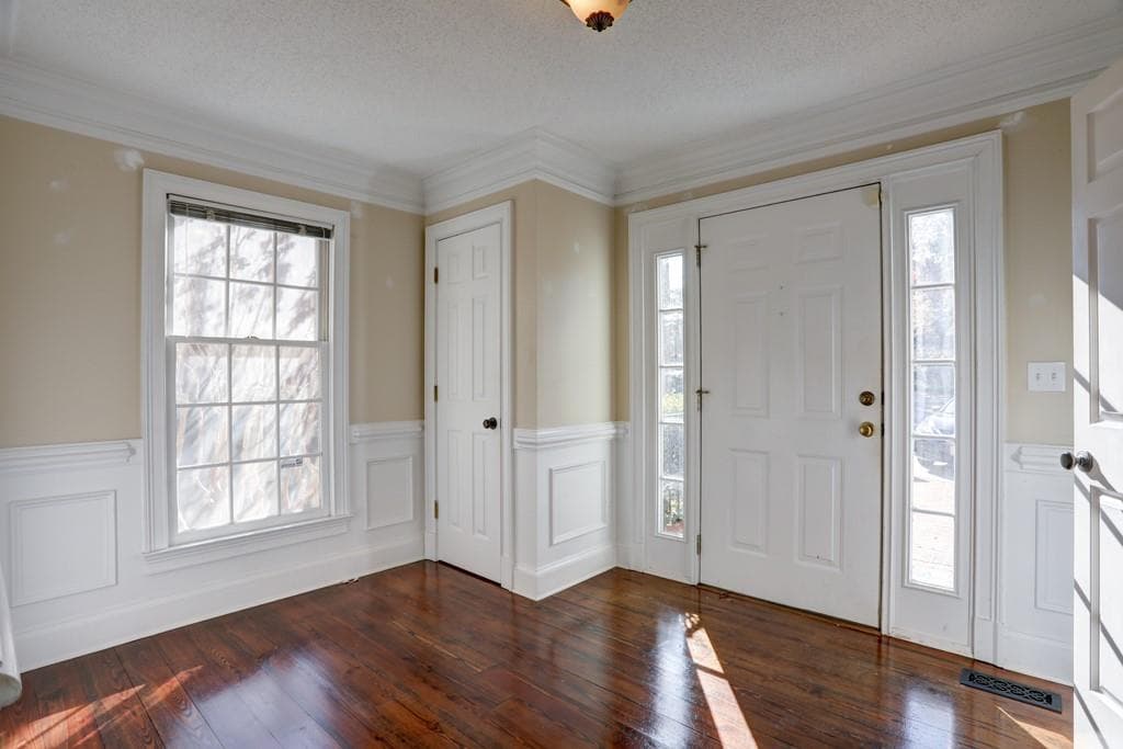 3 bedroom, 3 bathroom, 1,954 sq ft townhouse for rent at 540 Brantley Road, Sandy Springs, GA 30350 for $2,500 a month — photo 3