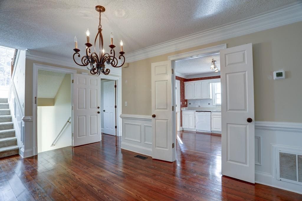 3 bedroom, 3 bathroom, 1,954 sq ft townhouse for rent at 540 Brantley Road, Sandy Springs, GA 30350 for $2,500 a month — photo 6