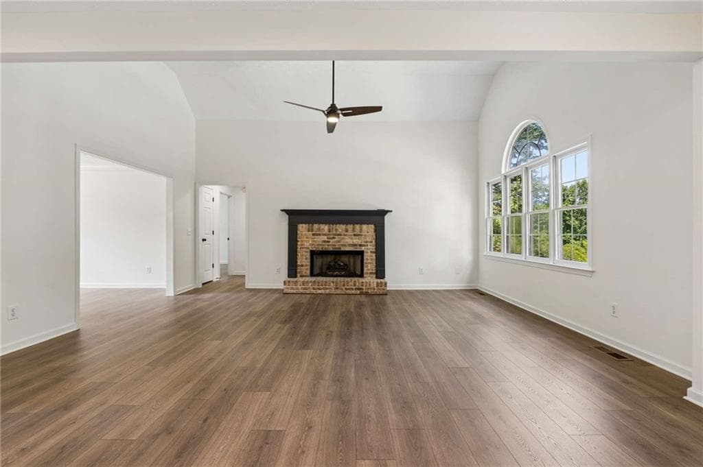 3 bedroom, 2 bathroom, 1,817 sq ft single family residence for sale at 8040 Wynfield Drive, Cumming, GA 30040 — photo 5