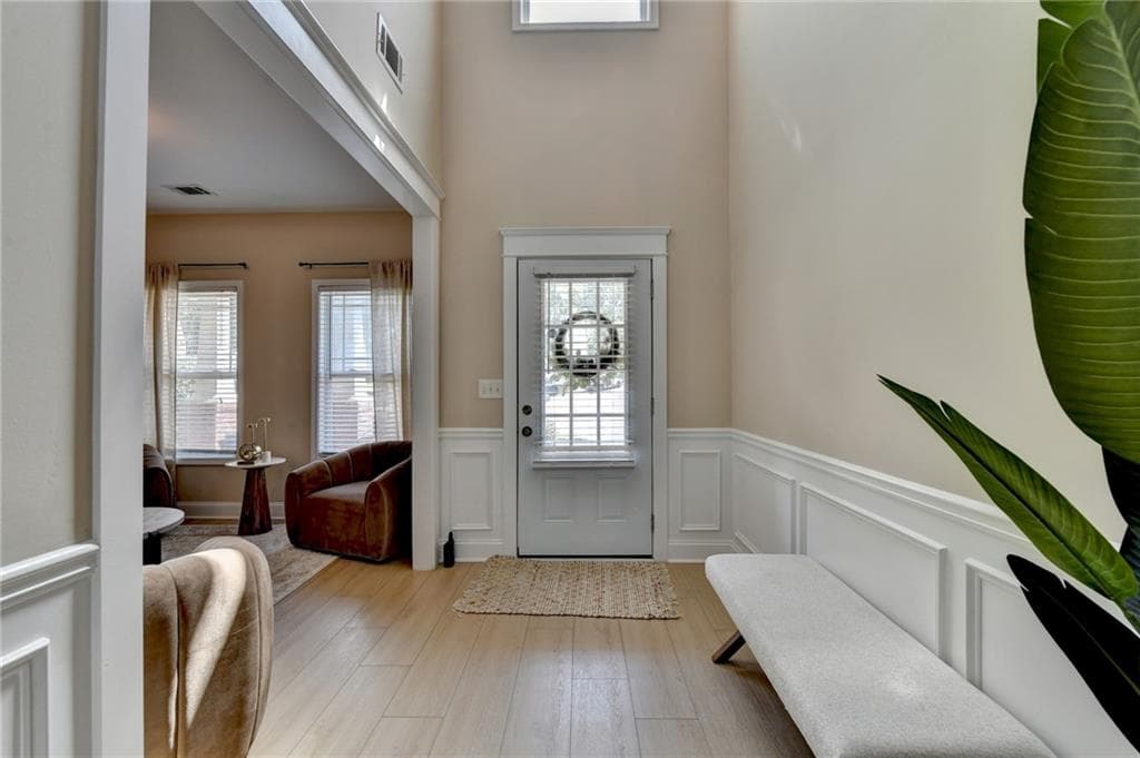 4 bedroom, 3 bathroom, 2,424 sq ft single family residence for sale at 4351 Suwanee Brook Court, Buford, GA 30518 — photo 3