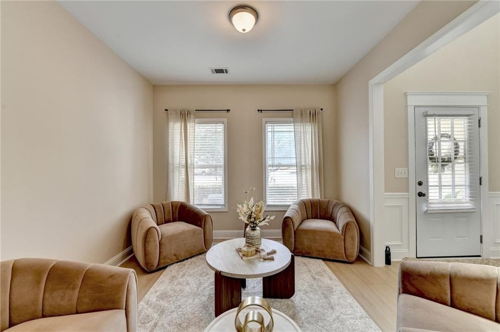 4 bedroom, 3 bathroom, 2,424 sq ft single family residence for sale at 4351 Suwanee Brook Court, Buford, GA 30518 — photo 6