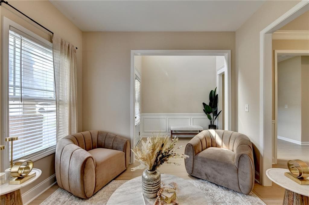 4 bedroom, 3 bathroom, 2,424 sq ft single family residence for sale at 4351 Suwanee Brook Court, Buford, GA 30518 — photo 7