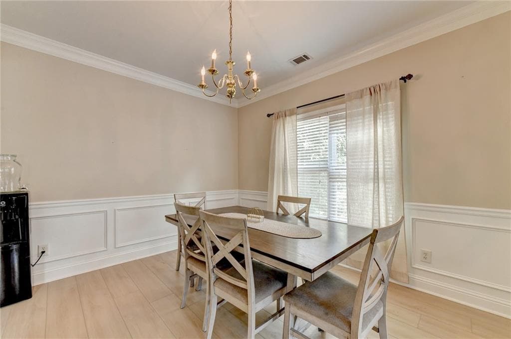 4 bedroom, 3 bathroom, 2,424 sq ft single family residence for sale at 4351 Suwanee Brook Court, Buford, GA 30518 — photo 9